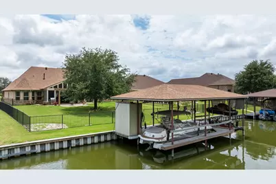 1011 Sunset Bay Court, Granbury, TX 76048 - Photo 3