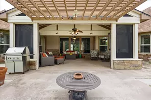 1011 Sunset Bay Ct, Granbury, TX 76048 - Photo 27