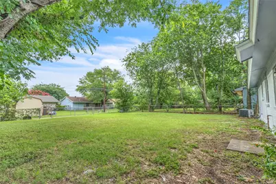6470 Tumbling Creek Trail, Dallas, TX 75241 - Photo 19