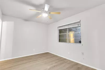 6470 Tumbling Creek Trail, Dallas, TX 75241 - Photo 13
