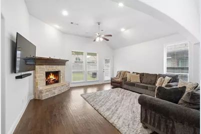 4500 Canopy Street, Little Elm, TX 76227 - Photo 9