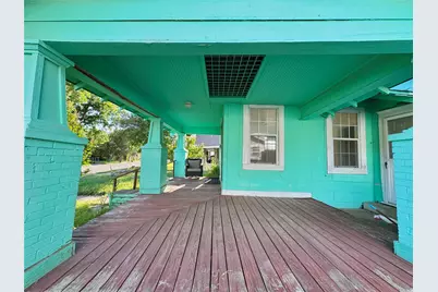 707 W Brooklyn Avenue, Dallas, TX 75208 - Photo 3