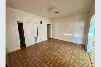 707 W Brooklyn Avenue, Dallas, TX 75208 - Photo 11
