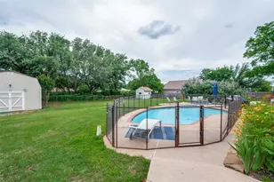 230 Ridgebriar Dr, Double Oak, TX 75077 - Photo 11