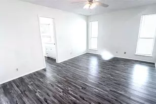 1521 Leicester St, Garland, TX 75044 - Photo 23