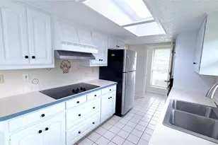 1521 Leicester St, Garland, TX 75044 - Photo 9