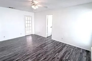 1521 Leicester St, Garland, TX 75044 - Photo 21