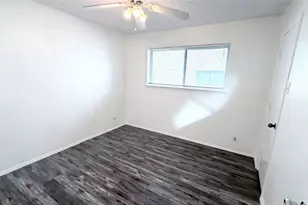 1521 Leicester St, Garland, TX 75044 - Photo 23