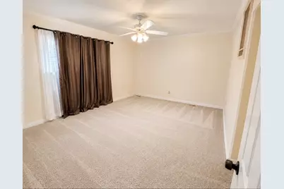 2110 Juanita Drive, Arlington, TX 76013 - Photo 9