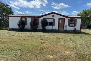 570 Big Salty Ln, Springtown, TX 76082 - Photo 9