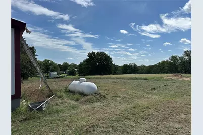 570 Big Salty Lane, Springtown, TX 76082 - Photo 11