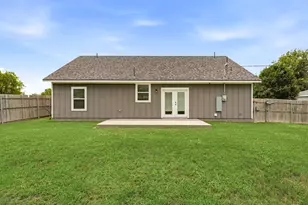 106 Billy Dale Ct, Hackberry, TX 75036 - Photo 21