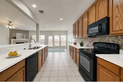 8300 Lonesome Spur Trail, McKinney, TX 75070 - Photo 5