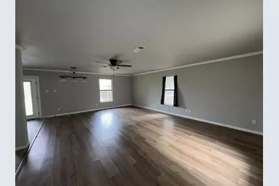 513 S Carter Street, Whitewright, TX 75491 - Photo 3
