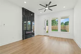 3523 S Harwood St, Dallas, TX 75215 - Photo 5