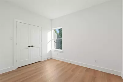 3523 S Harwood Street, Dallas, TX 75215 - Photo 21