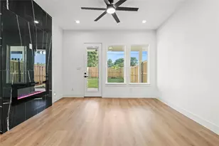 3523 S Harwood St, Dallas, TX 75215 - Photo 3