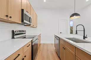 3523 S Harwood St, Dallas, TX 75215 - Photo 9