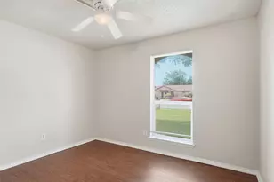 1373 Oakbluff Dr, Lancaster, TX 75146 - Photo 13