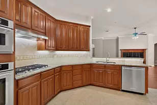 6400 Day Spring Dr, The Colony, TX 75056 - Photo 11
