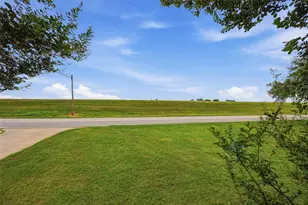 725 Edgefield Rd, Fort Worth, TX 76107 - Photo 37