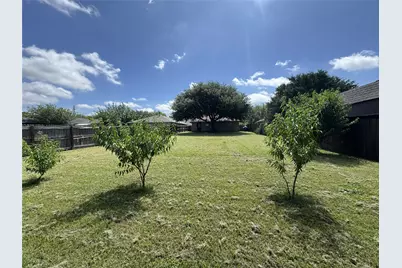 515 Haymarket Drive, Dallas, TX 75217 - Photo 13