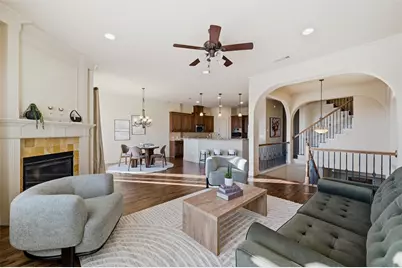 563 Rockingham Drive, Irving, TX 75063 - Photo 9
