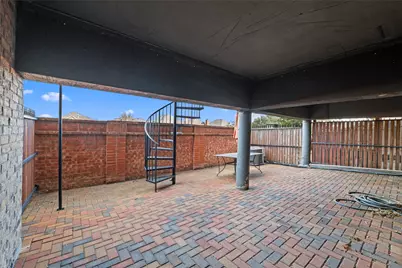 563 Rockingham Drive, Irving, TX 75063 - Photo 27