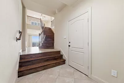 563 Rockingham Drive, Irving, TX 75063 - Photo 5