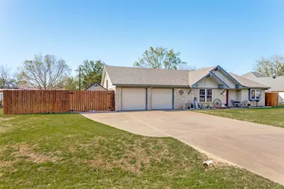212 Casas Del Sur Street, Granbury, TX 76049 - Photo 21