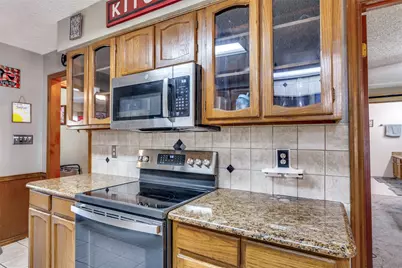 212 Casas Del Sur Street, Granbury, TX 76049 - Photo 5
