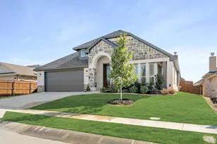 210 Comanche Trail, Alvarado, TX 76009 - Photo 3