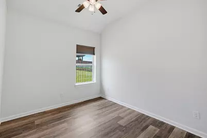 5329 Waterview Court, Haltom City, TX 76137 - Photo 23