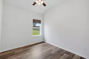 5329 Waterview Ct, Haltom City, TX 76137 - Photo 23