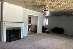 1815 W Oak St, Denton, TX 76201 - Photo 5
