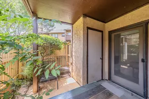 1204 Harwell Dr, Arlington, TX 76011 - Photo 31