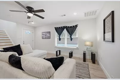 1632 E Arlington Avenue, Fort Worth, TX 76104 - Photo 9
