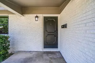 3501 Cimmaron Trail, Fort Worth, TX 76116 - Photo 5