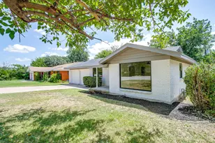 3501 Cimmaron Trail, Fort Worth, TX 76116 - Photo 3