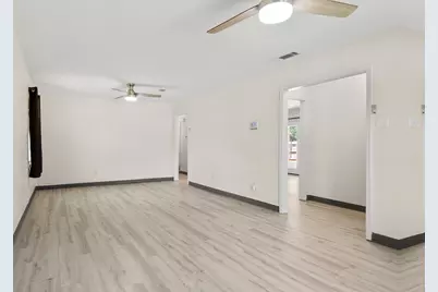 6204 Sayle Street, Greenville, TX 75402 - Photo 13