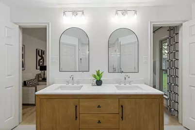2607 Timberleaf Circle, Carrollton, TX 75006 - Photo 11