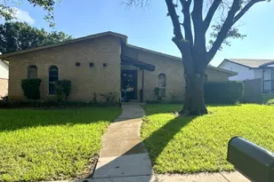 3406 Country Club Dr, Grand Prairie, TX 75052 - Photo 1