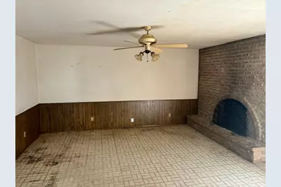 3406 Country Club Drive, Grand Prairie, TX 75052 - Photo 7