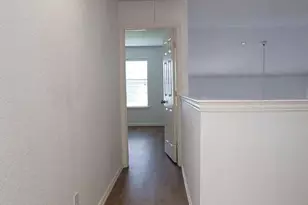 909 Avondale Ln, Plano, TX 75025 - Photo 11