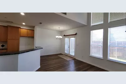 909 Avondale Lane, Plano, TX 75025 - Photo 5