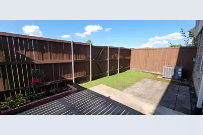909 Avondale Lane, Plano, TX 75025 - Photo 17