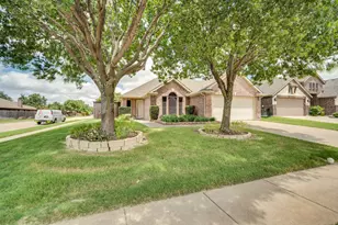 201 Old Settler's Trail, Waxahachie, TX 75167 - Photo 3