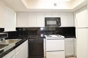 2301 Basil Dr, Arlington, TX 76006 - Photo 7