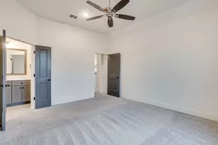 140 Mckinley Dr, Burleson, TX 76028 - Photo 27
