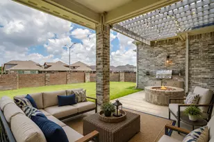 140 Mckinley Dr, Burleson, TX 76028 - Photo 11